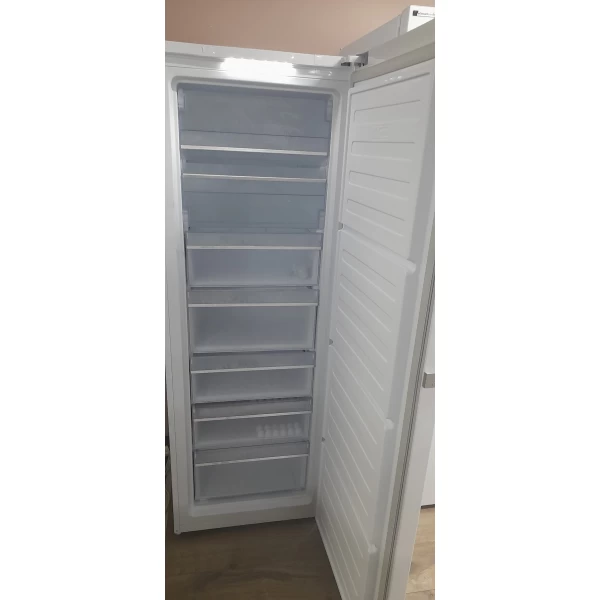 Beko FNE290E41N diepvriezer Vrieskast no frost  Vrijstaand 250 l E Wit outlet 7 laden