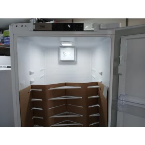 Beko BSSA315E4SFN, 309 l, SN-T, 35 dB, E inbouw Koelkast 177,50 hoog 56 breed