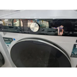 Hisense 5S Serie WF5S1045BW - Wasmachine met Energielabel A - 10,5kg - Auto dosing - 72dB (A) - Steam Wash -1400 toeren - Power Wash 49' - Connectlife OUTLET