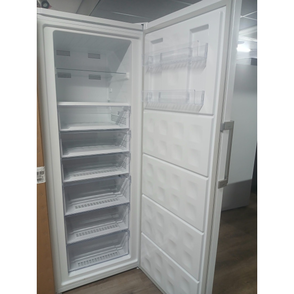 Beko RFNE448E45W - NoFrost- Vriezer 70 cm breed 192 hoog outlet gratis thuis bezorgd