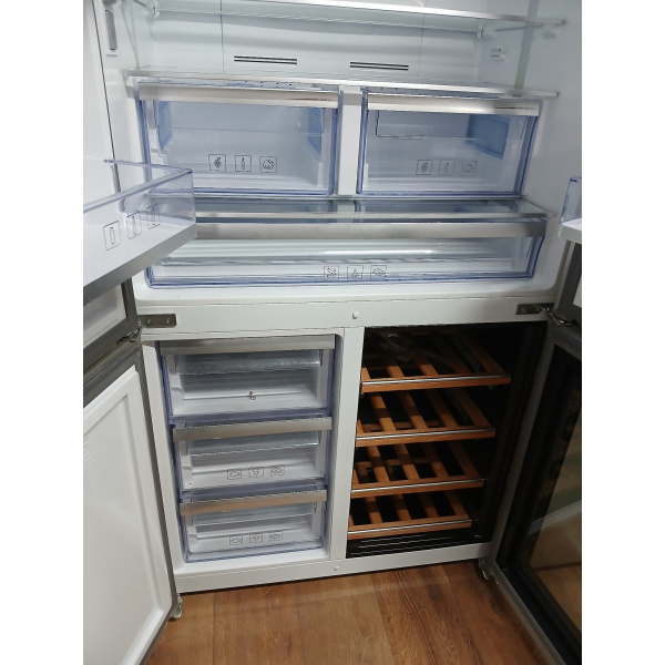 Beko GN1416220CX - Amerikaanse koelkast - met wijnkast