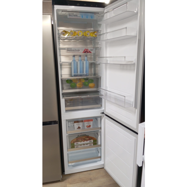 LG GBV7280AEV Koel-vriescombinatie Zwart
