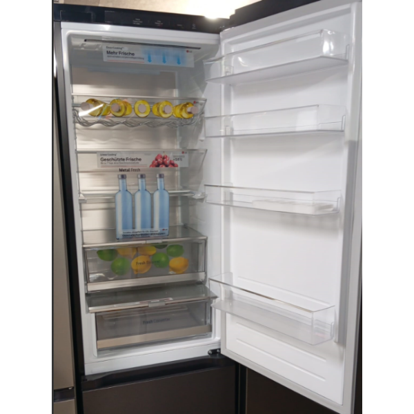 LG GBV7280AEV Koel-vriescombinatie Zwart