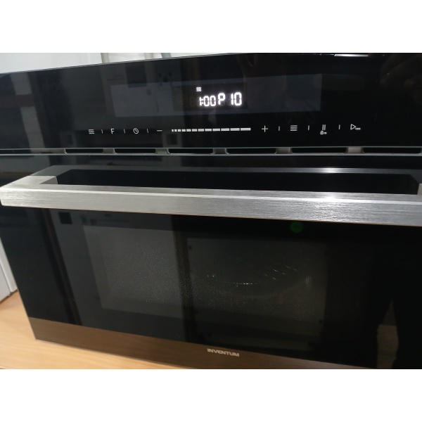 Inventum IMC3834GT - Inbouw combi-oven - Hetelucht - Magnetron - Grill - 34 liter - 38 cm hoog - Tot 220 graden - Zwart/RVS