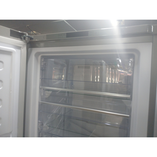 Beko RFNE290T45XPN -Vriezer - INOX no frost 250 liter outlet gratis thuis bezorgd