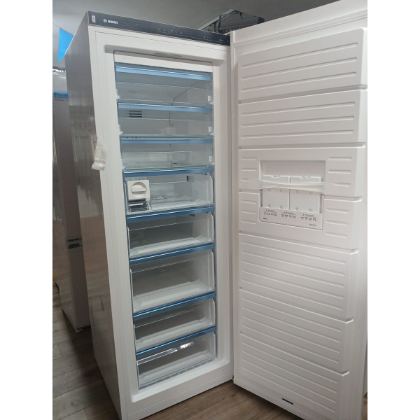 BOSCH Serie 6 Vrijstaande vriezer 191 x 70 cm Wit GSN58AWCV Nieuw outlet