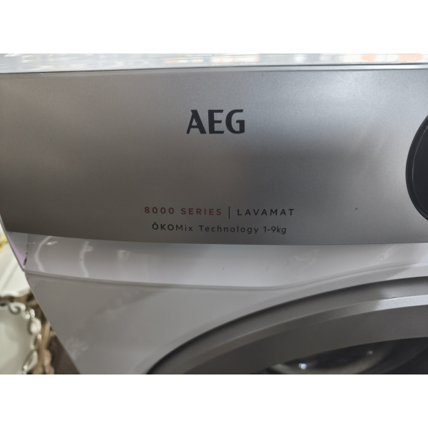 AEG L8FE96ES wasmachine met 9 kg. vulgewicht en 1600 toeren gratis thuis bezorgd