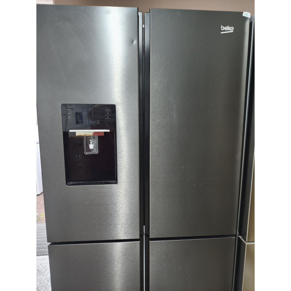 Beko GN1426240ZDXBRN 4 deurs Amerikaanse koelkast outlet