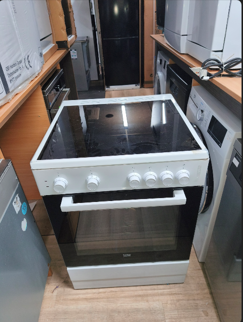 Beko FSM67010GW - Keramisch Fornuis